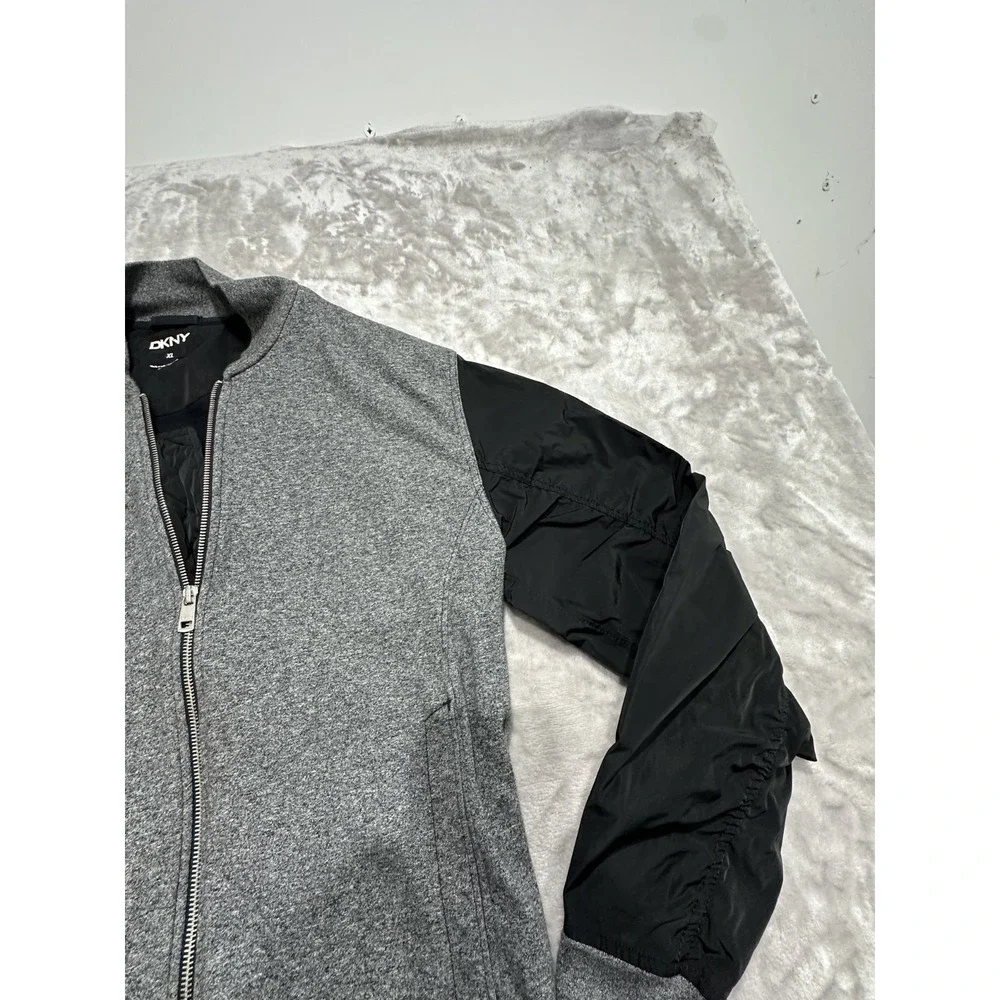 DKNY Jacket Sweatshirt Men's Size XL Gray Black Sleeves Full Zip Up Two Tone EUC